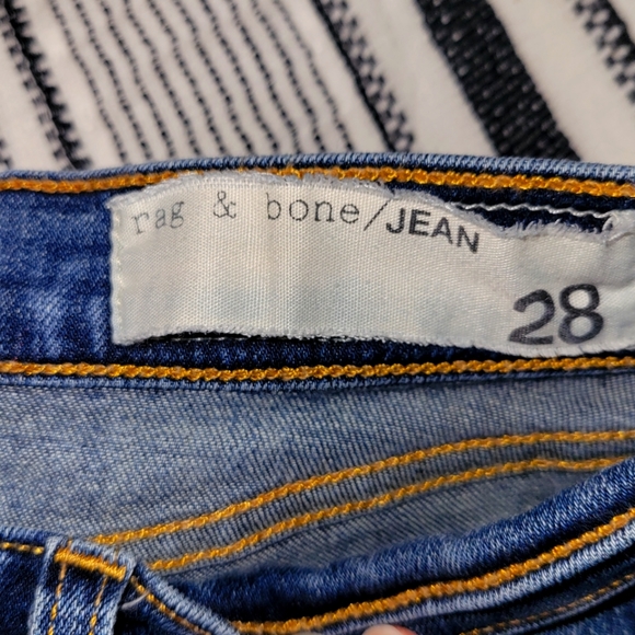 Rag & Bone Wells Style Denim Blue Jeans - Picture 4 of 7